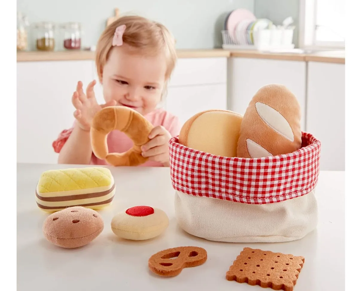 Cesta de Pan y Dulces