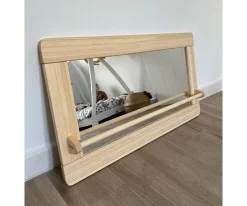 Espejo Montessori Grande con Barra de Madera