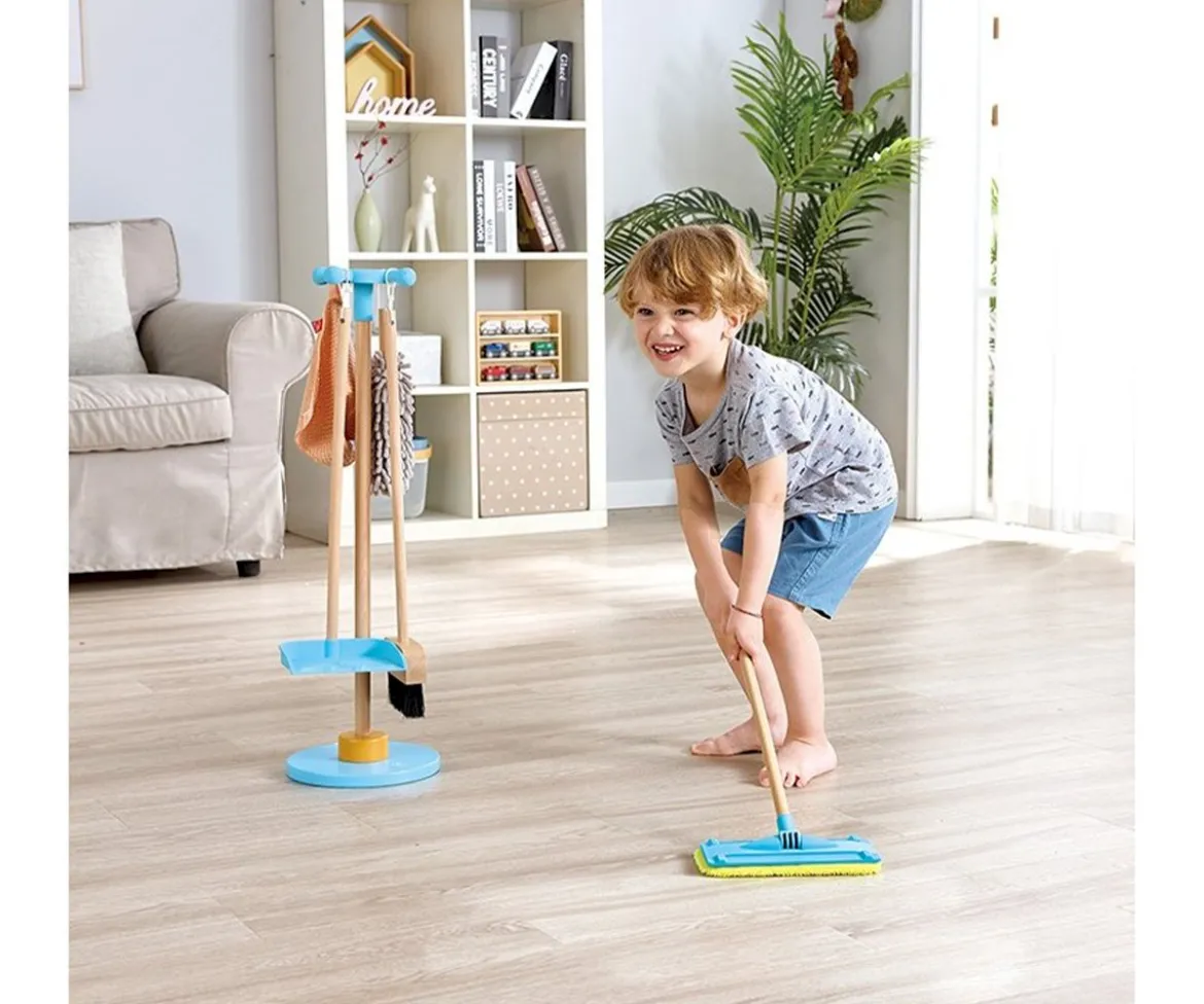 Juego de Limpieza con Escoba