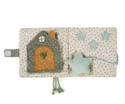 Libro Blandito de Actividades Poppy Musgo