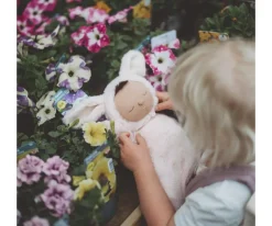 Muñeco Dinkum Cozy Bunny Pip