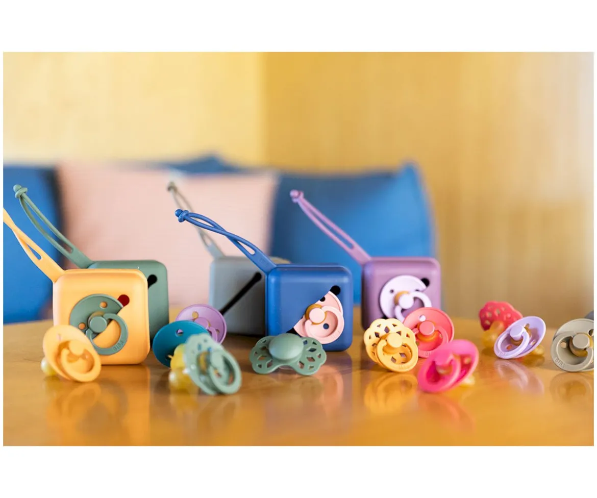 Portachupetes Case BIBS Blush