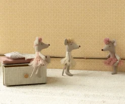 Ratoncita Hermana Pequeña Bailarina Off White