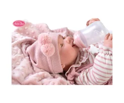 Recién Nacida Mia Hace Pipi con Manta