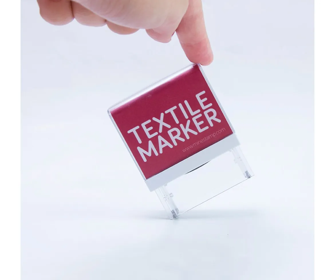 Sello Personalizado Monstruito + Cinta Blanca para Ropa Oscura