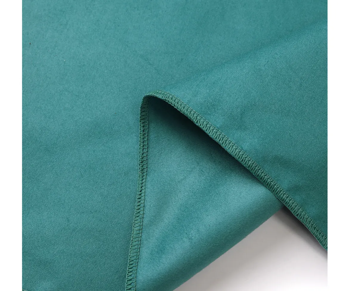 Toalla Playa Microfibra Whale Teal Personalizable