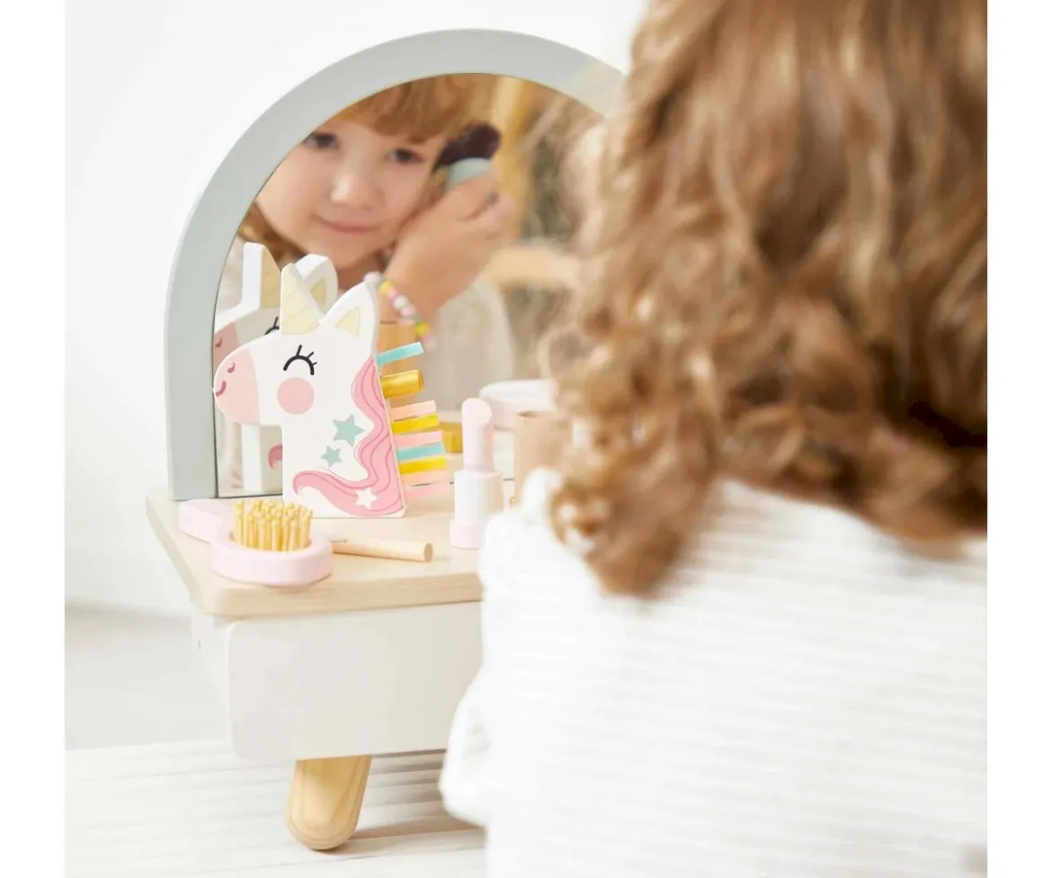 Tocador Unicornio de Madera y Accesorios